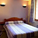 Hotel Logis - Hôtel&restaurant Moulin Des Forges