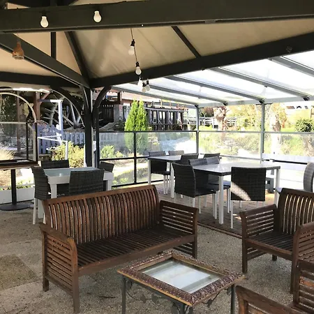 磨坊弗吉斯之家酒店 酒店 2*